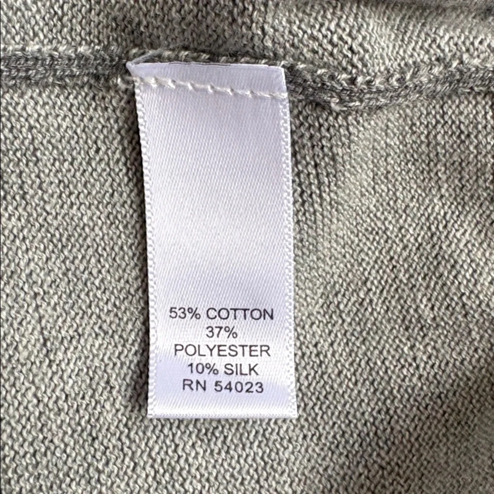 Banana Republic Gray V-Neck Silk Blend Sweater Vest w White Contrasting Trim